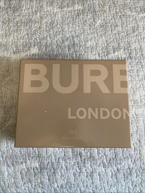 Burberry Her Eau de Parfum  - Beige Taupe empty box